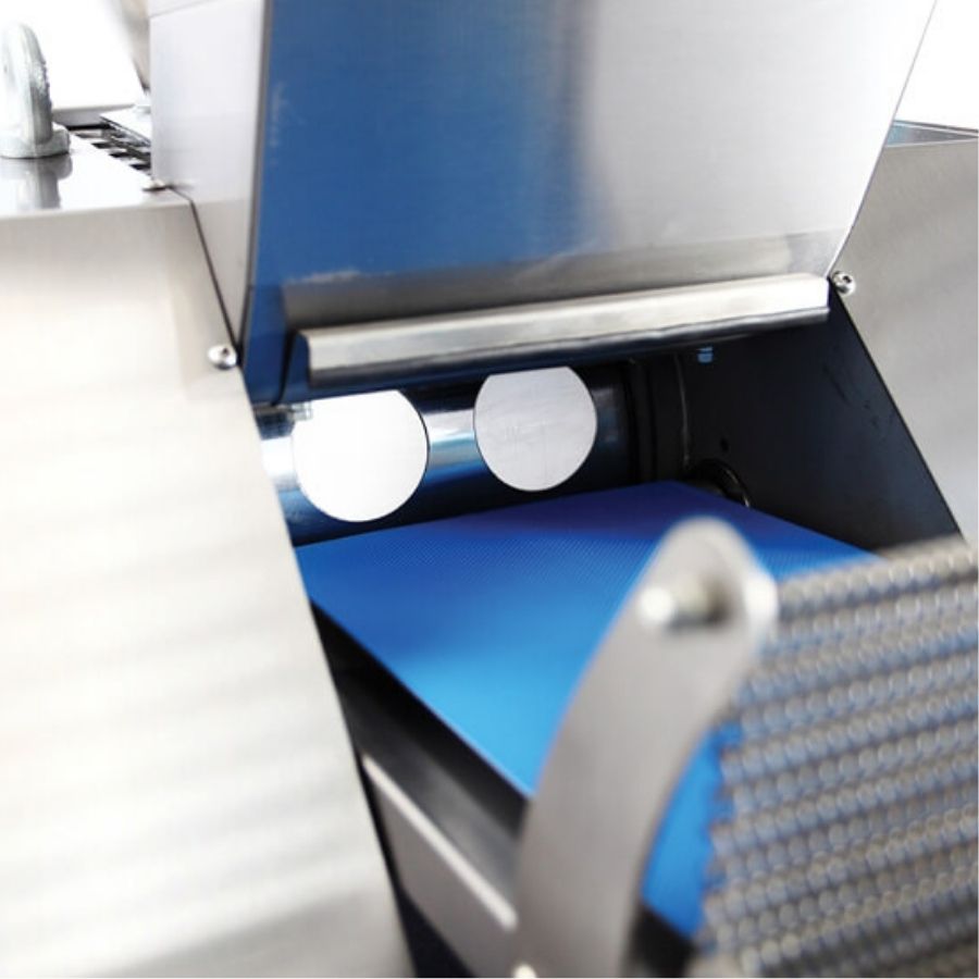 Hamur Kesme & Tartma Makineleri